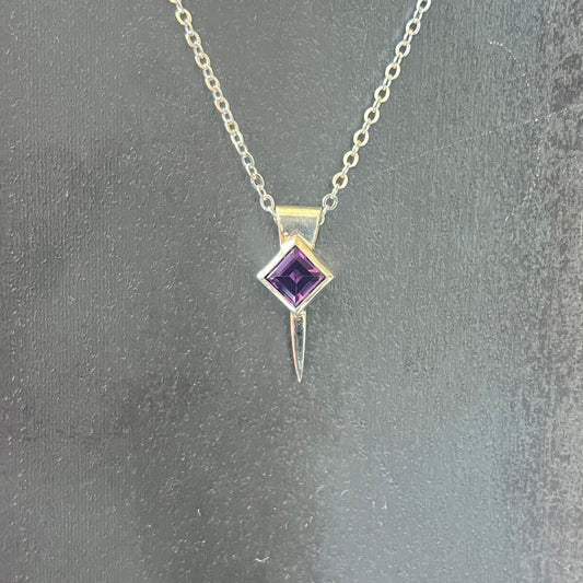 tiny square spike / amethyst