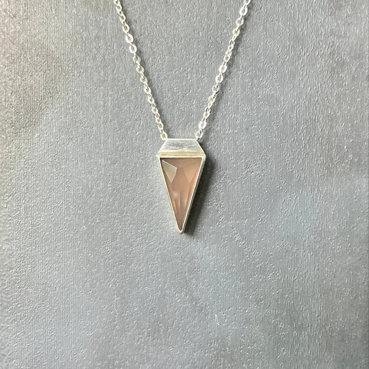 long triangle / chalcedony
